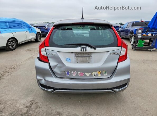 3HGGK5H83JM711207 2018 HONDA FIT Silver Вид ззаду