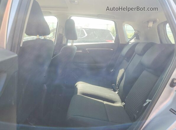 3HGGK5H88LM708340 2020 HONDA FIT Silver უკანა სალონის ხედი