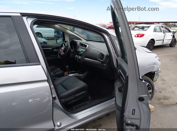 3HGGK5H95HM707517 2017 HONDA FIT Серый Вид салона спереди