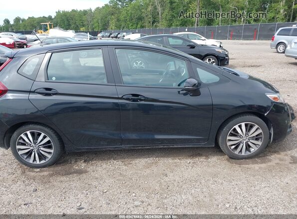 3HGGK5H97HM705011 2017 HONDA FIT Black Вид задньої частини салону