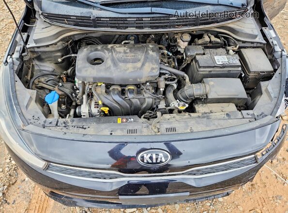 3KPA24AB0KE236762 2019 KIA RIO Black Rear interior view