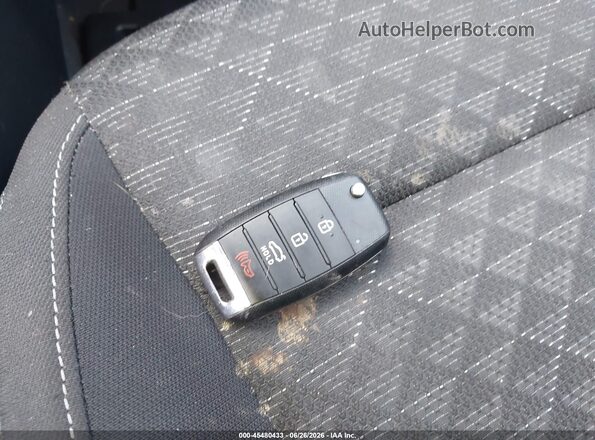 3KPA24AB6JE048696 2018 KIA RIO Blue წინა პანელის ხედი