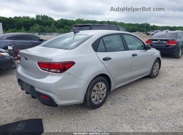 3KPA24AB7JE049856 2018 KIA RIO Silver Задня права чверть