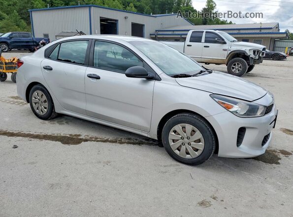 3KPA24AB8JE070795 2018 KIA RIO Silver Przód prawy