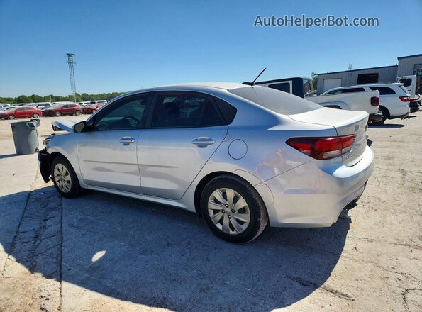 3KPA24AB9JE067985 2018 KIA RIO Silver Tył lewy
