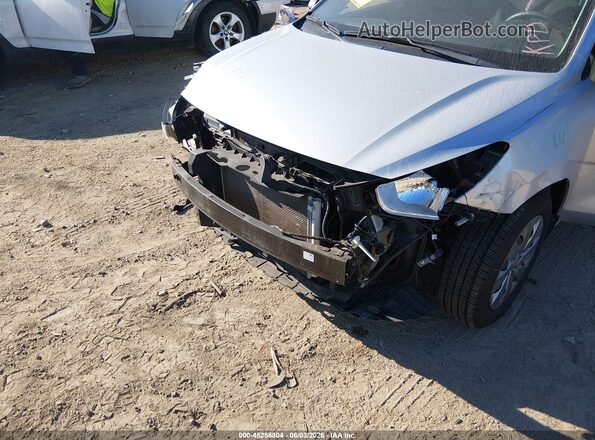 3KPA24AB9JE073429 2018 KIA RIO Silver Vista frontal