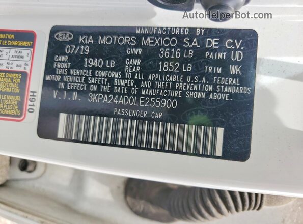 3KPA24AD0LE255900 2020 KIA RIO White Engine compartment view