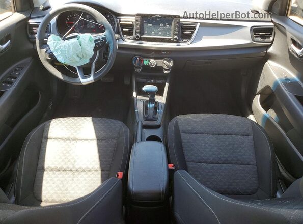 3KPA24AD0LE346813 2020 KIA RIO Black წინა პანელის ხედი