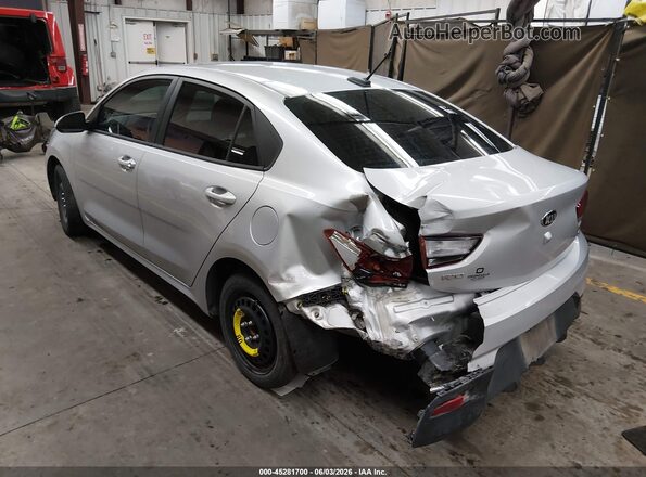 3KPA24AD0LE359190 2020 KIA RIO Silver Rear left