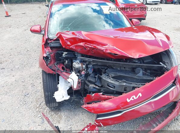 3KPA24AD0NE479008 2022 KIA RIO Red Front view