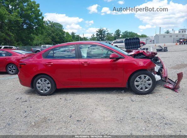 3KPA24AD0NE479008 2022 KIA RIO Red Rear interior view