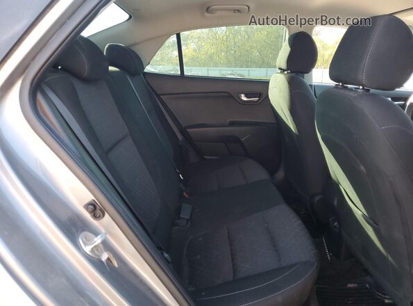 3KPA24AD0PE546063 2023 KIA RIO Silver Vista de los asientos traseros