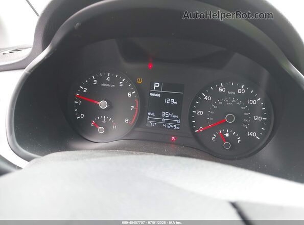 3KPA24AD0PE575904 2023 KIA RIO Silver Vista de los asientos traseros