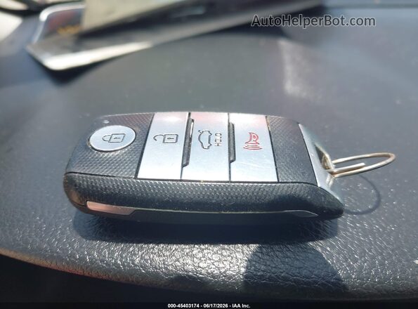 3KPA24AD0PE612403 2023 KIA RIO Red Widok deski rozdzielczej