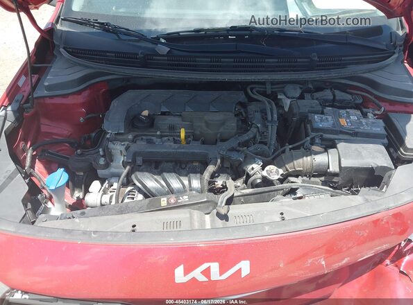 3KPA24AD0PE612403 2023 KIA RIO Red Widok z tyłu