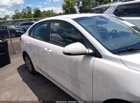 3KPA24AD1LE259888 2020 KIA RIO White Rear interior view