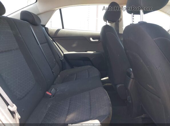 3KPA24AD1LE297380 2020 KIA RIO Silver 