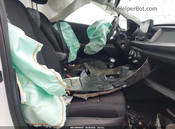 3KPA24AD1PE528901 2023 KIA RIO White Front interior view