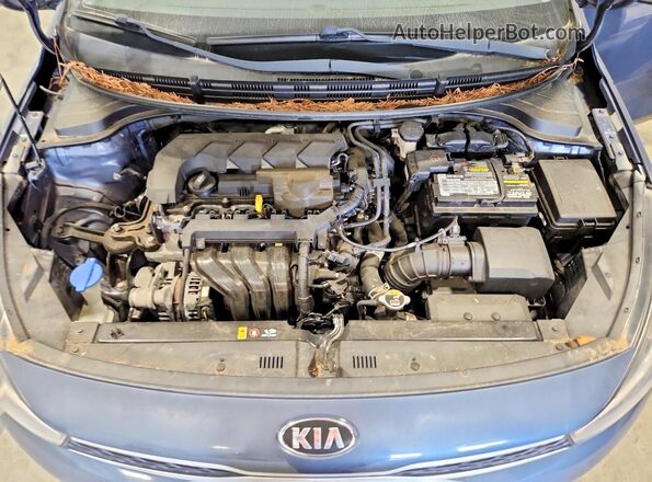 3KPA24AD2LE277218 2020 KIA RIO Бирюзовый Вид задней части салона