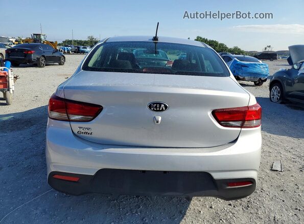 3KPA24AD2LE296691 2020 KIA RIO Silver Vista trasera