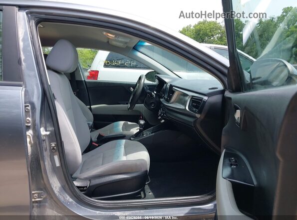 3KPA24AD2LE349924 2020 KIA RIO Серый Вид салона спереди