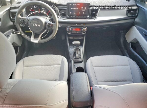 3KPA24AD2PE587469 2023 KIA RIO Gray Dashboard view