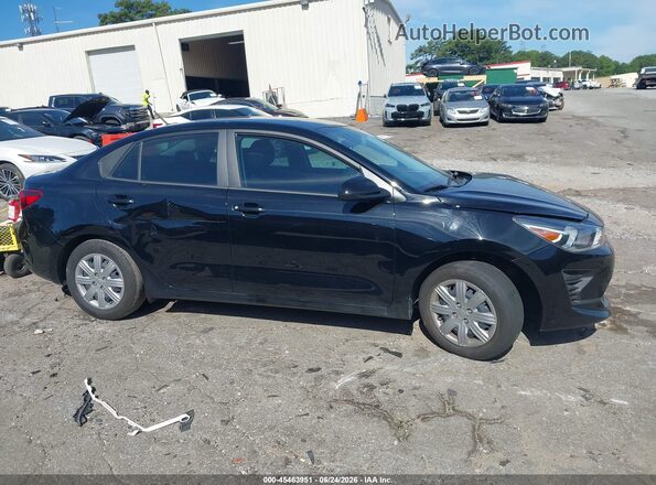 3KPA24AD2PE615397 2023 KIA RIO Black Rear interior view
