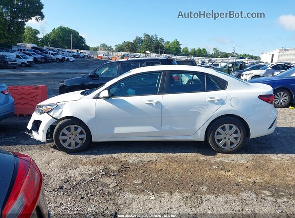 3KPA24AD2PE618008 2023 KIA RIO White Widok wnętrza 360 stopni