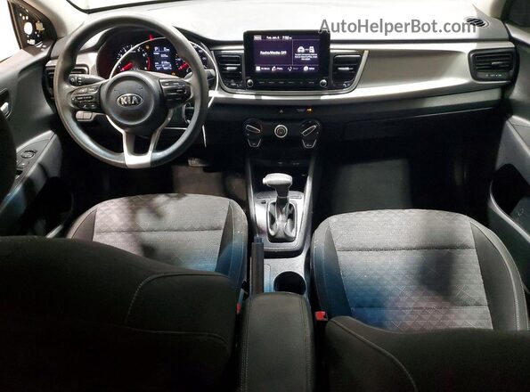 3KPA24AD3ME368533 2021 KIA RIO Silver 