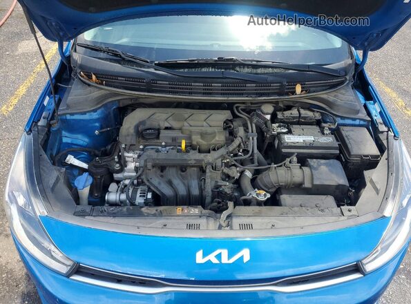 3KPA24AD3NE431616 2022 KIA RIO Blue Vista interior trasera