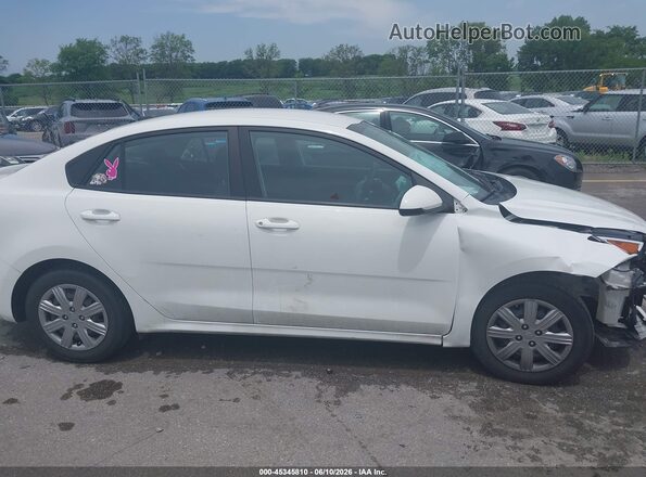 3KPA24AD3NE463644 2022 KIA RIO White უკანა სალონის ხედი