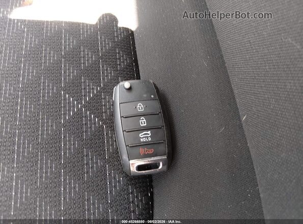 3KPA24AD3PE568459 2023 KIA RIO Серебряный Вид панели приборов