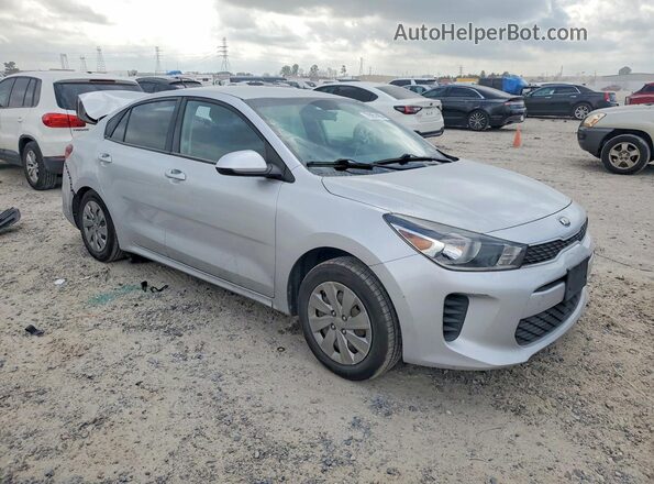 3KPA24AD4LE262915 2020 KIA RIO Серебряный Передняя правая четверть