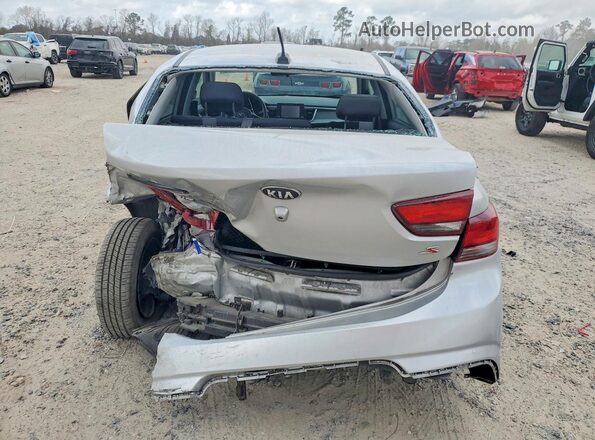 3KPA24AD4LE262915 2020 KIA RIO Серебряный Вид сзади