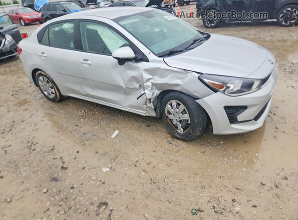 3KPA24AD4ME382294 2021 KIA RIO Silver Передня права чверть