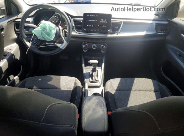 3KPA24AD4NE464091 2022 KIA RIO Gray Dashboard view