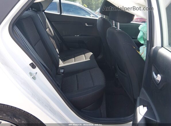 3KPA24AD4PE520663 2023 KIA RIO White VIN կոդի պիտակի տեսք