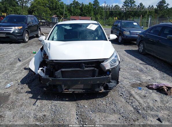 3KPA24AD4PE520663 2023 KIA RIO White Սարքավորումների վահանակի տեսք