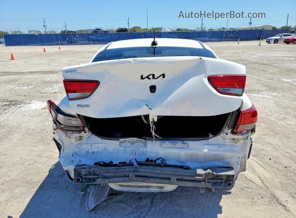 3KPA24AD4PE542811 2023 KIA RIO White Հետևի տեսք