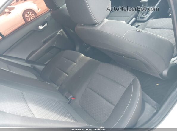 3KPA24AD5LE256315 2020 KIA RIO White VIN კოდის სტიკერის ხედი