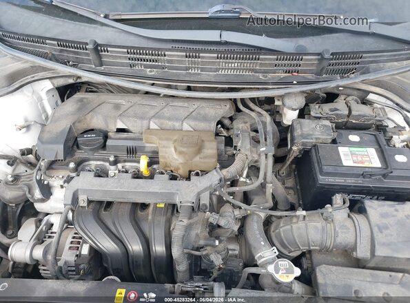 3KPA24AD5LE256315 2020 KIA RIO White უკანა ხედი