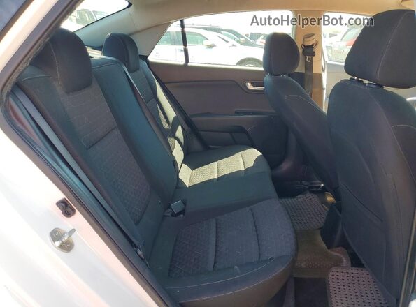 3KPA24AD5LE273762 2020 KIA RIO Белый Вид задних сидений