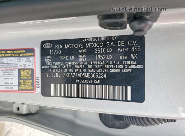 3KPA24AD5ME366234 2021 KIA RIO Silver 