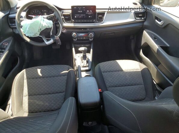 3KPA24AD5ME382398 2021 KIA RIO Gray Dashboard view