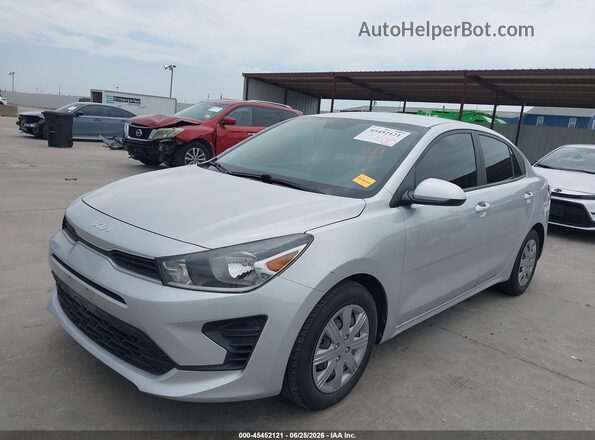 3KPA24AD5NE444058 2022 KIA RIO Silver Передня ліва чверть