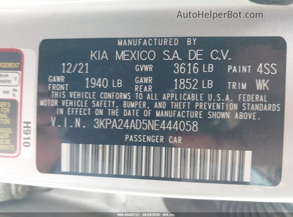 3KPA24AD5NE444058 2022 KIA RIO Silver Вид підкапотного простору