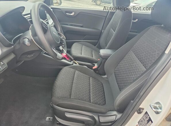 3KPA24AD5PE578040 2023 KIA RIO White 