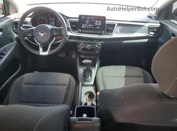 3KPA24AD6ME390946 2021 KIA RIO Red 