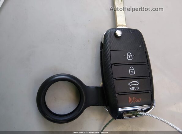 3KPA24AD7LE312965 2020 KIA RIO Белый Вид панели приборов