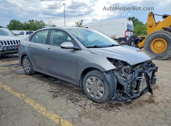 3KPA24AD7ME372729 2021 KIA RIO Серебряный Передняя правая четверть